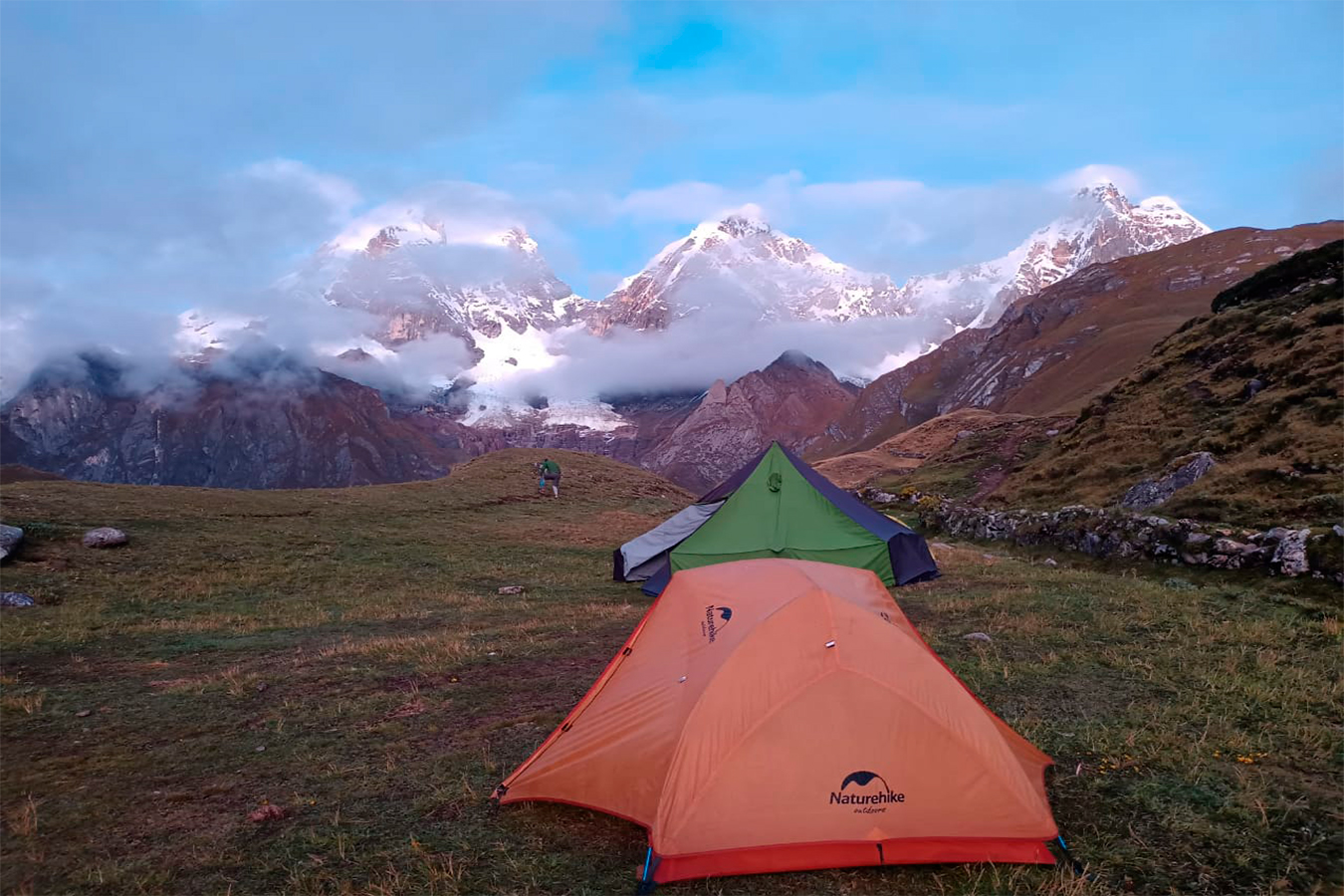 Camping1350x900